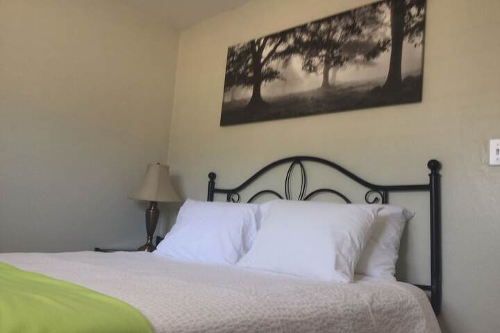 Room 89 of 146