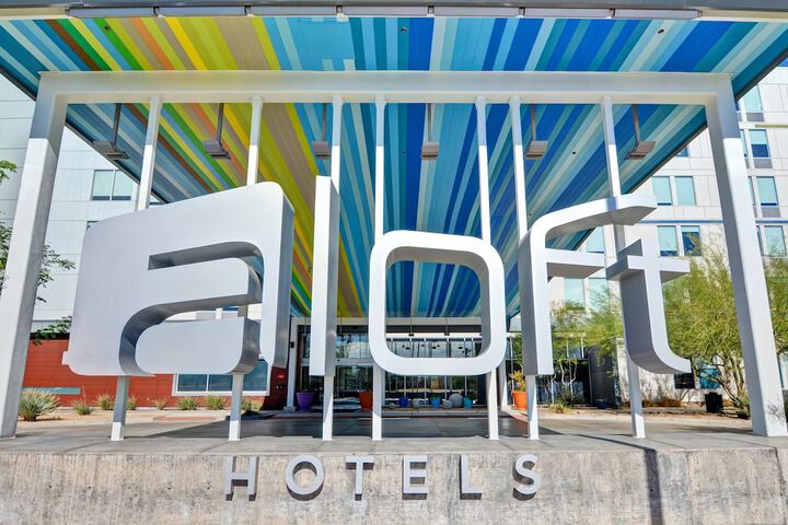 Hotel 5 of 53