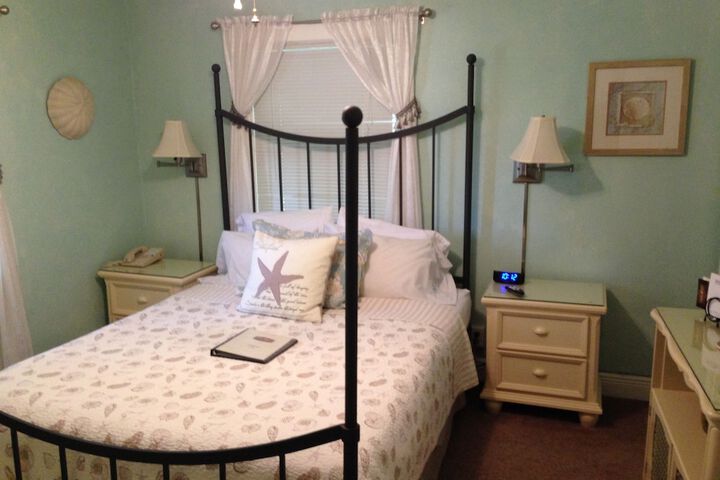 Room 22 of 80