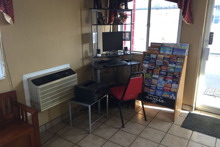 Budget Inn and Suites Colby