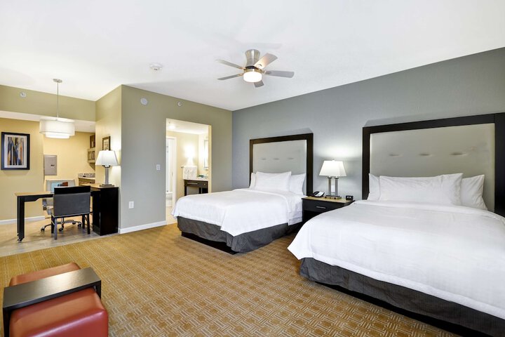 Room 19 of 34