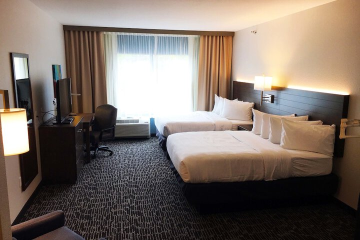 Room 17 of 37
