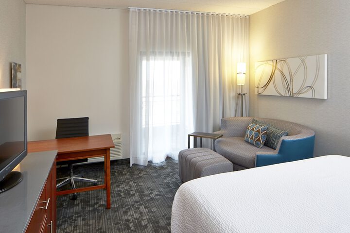 Room 14 of 45