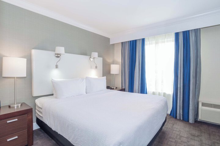 Sandman Signature Langley Hotel
