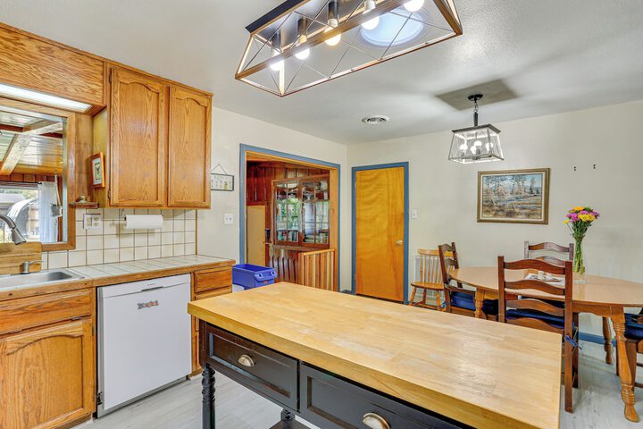 Burney Cottage w / Game Room: Walk to Town!