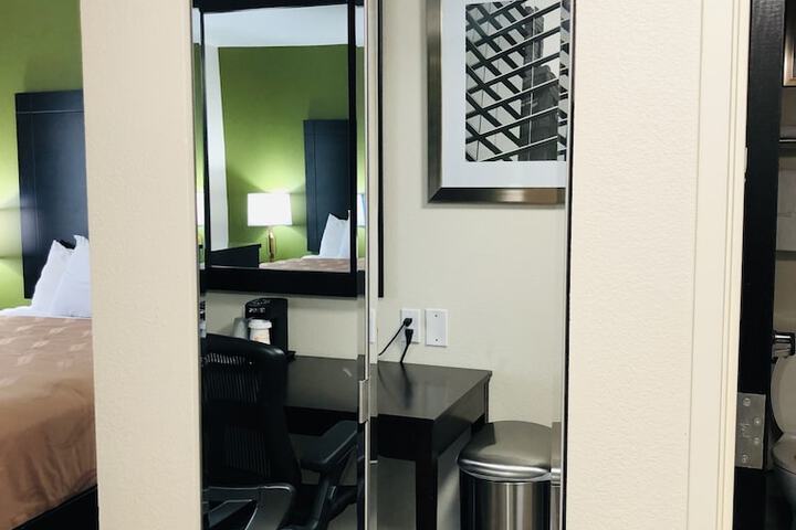 Quality Inn & Suites Lake Charles South