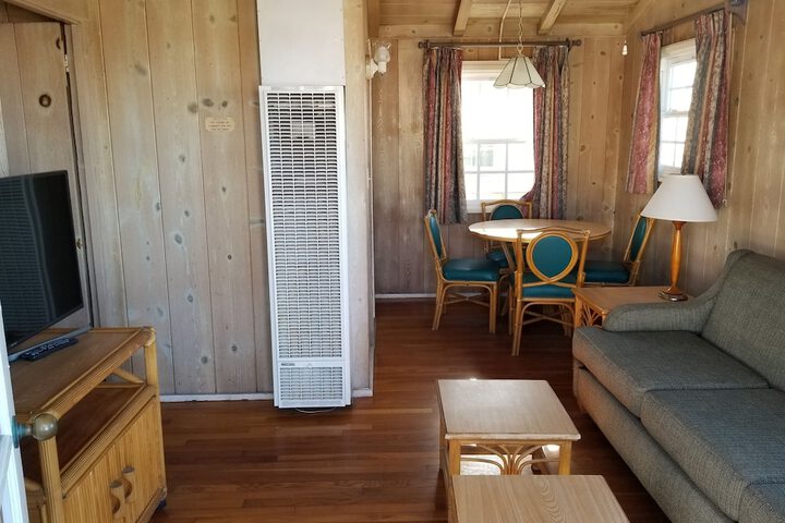 Room 44 of 229