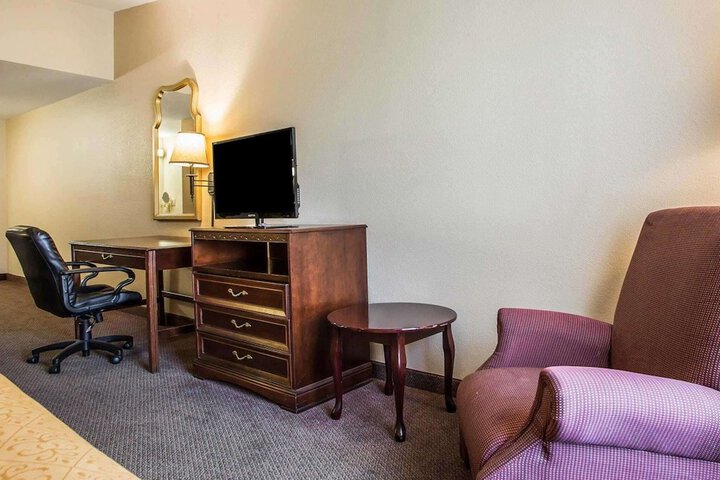 Room 47 of 62