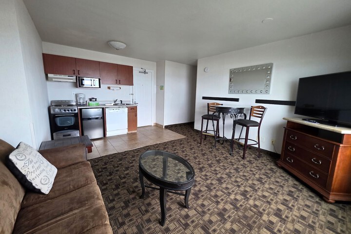 Seagrass Oceanfront Inn