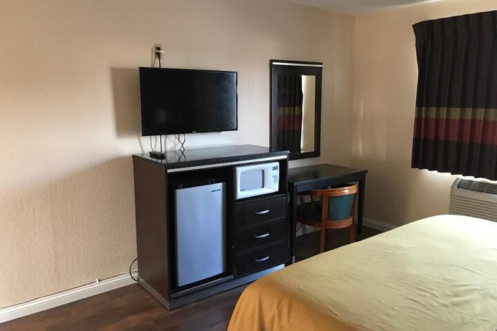 Manhattan Inn & Suites - LAX