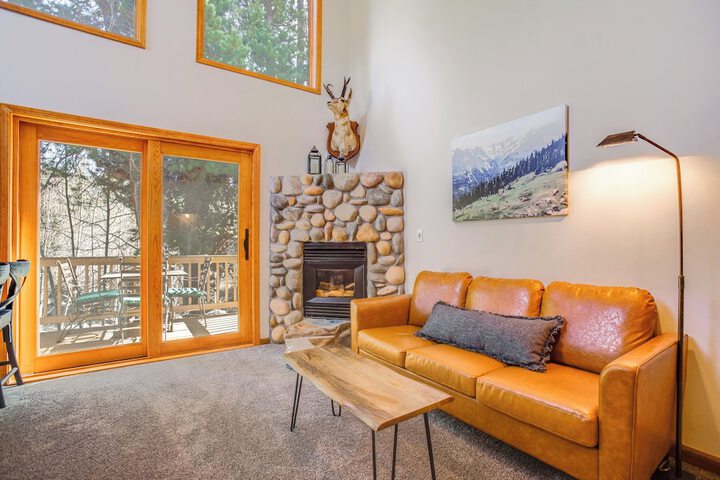 Steps to Grand Lake: the Innlet Condo!
