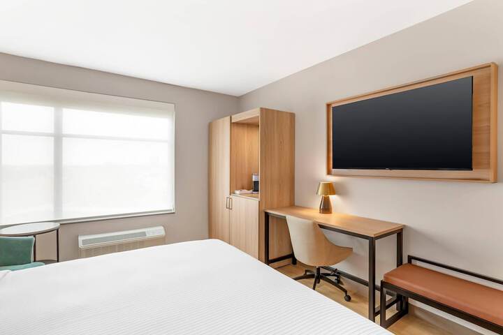 Cambria Hotel Euless - DFW Airport South