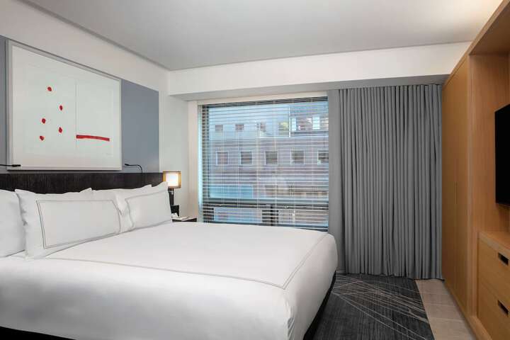 Room 61 of 111