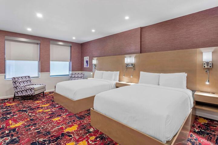 Room 44 of 84