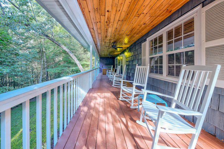 Terrace/Patio 24 of 25