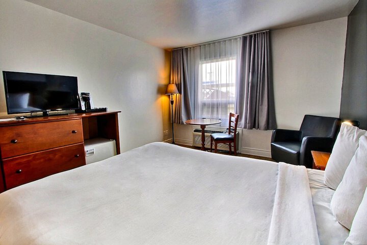 Room 7 of 59