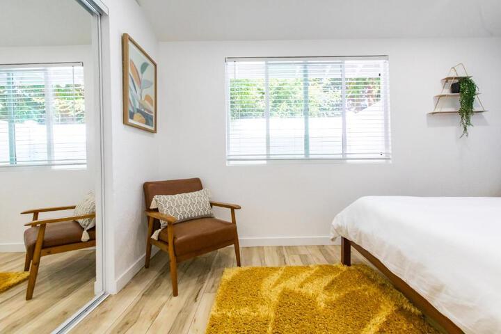 Stylish Casita min from the beach !