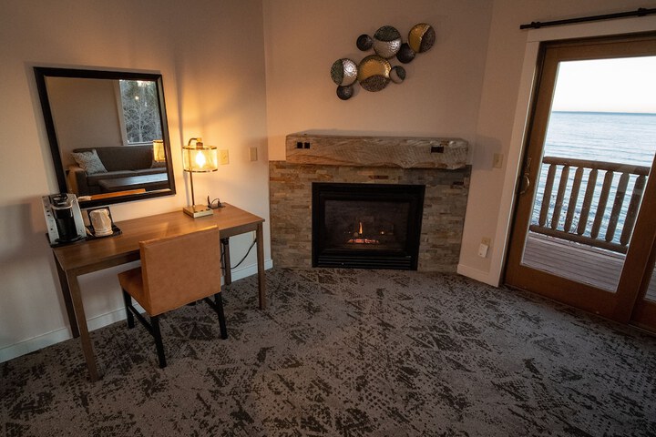 Grand Superior Lodge