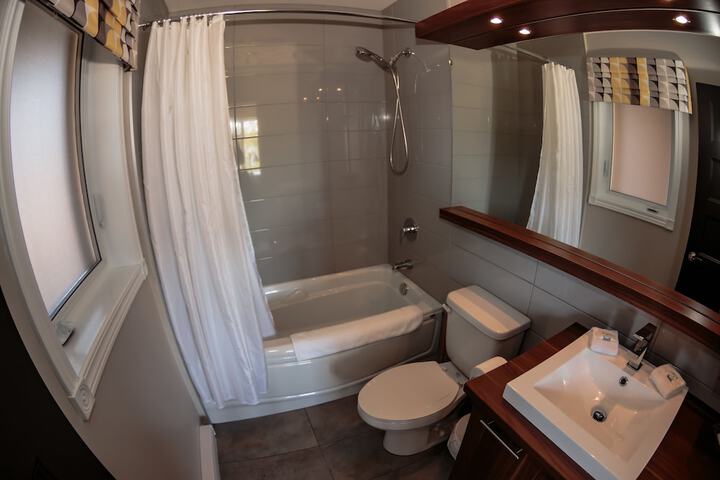 Room 42 of 59