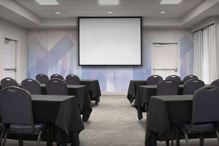 Hilton Garden Inn Lafayette / Cajundome