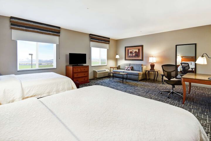 Room 35 of 49