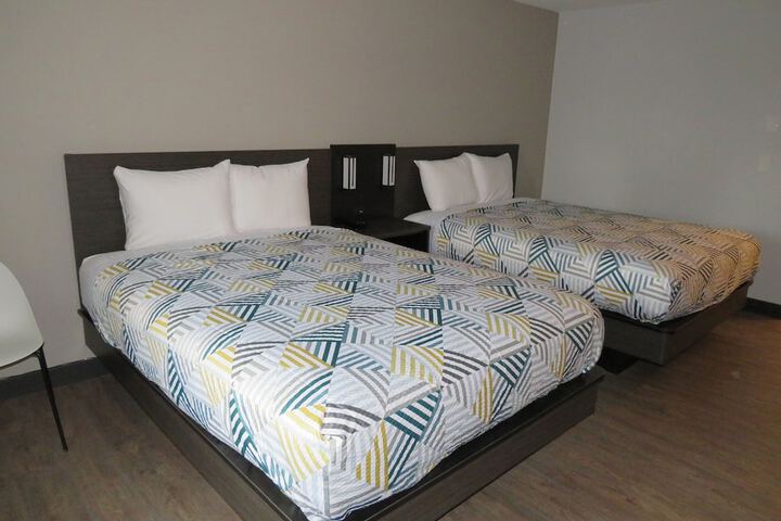 Room 14 of 37