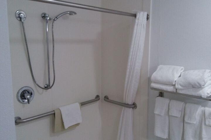 Room 34 of 44