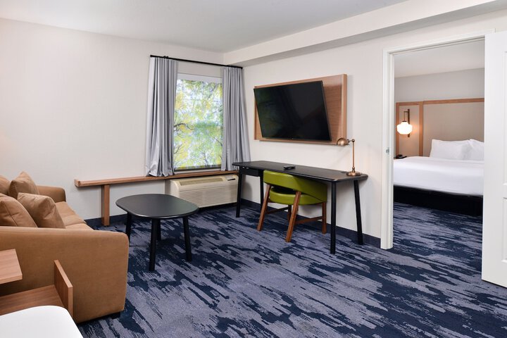 Room 13 of 49