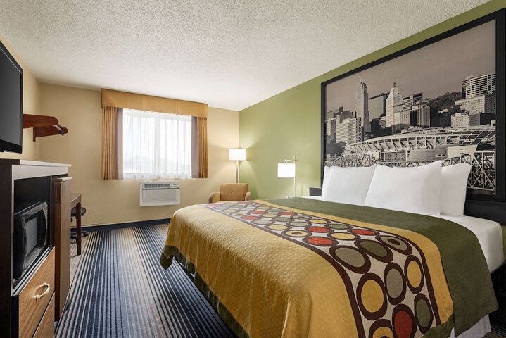 Room 16 of 45
