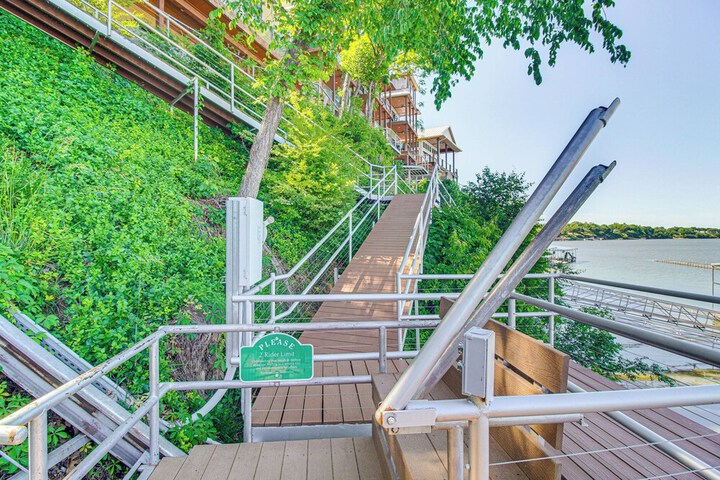 Grand Lake Home w / Community Pool Dock, & Fishing