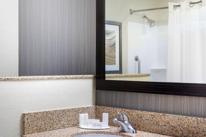 Courtyard Marriott Denton
