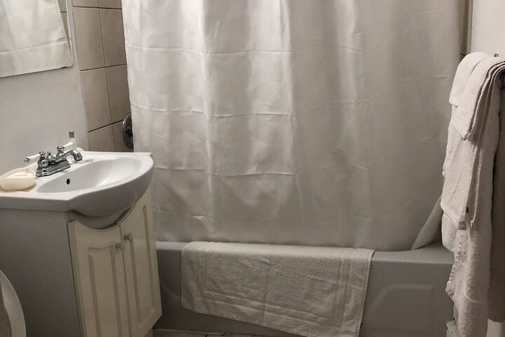 Room 15 of 35