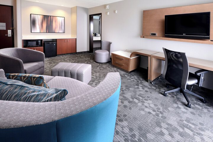 Room 13 of 26