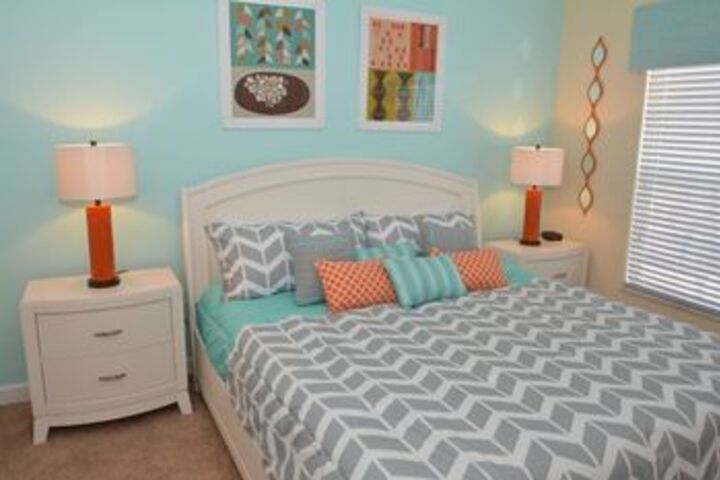 Rent a Villa Eagle Management Davenport