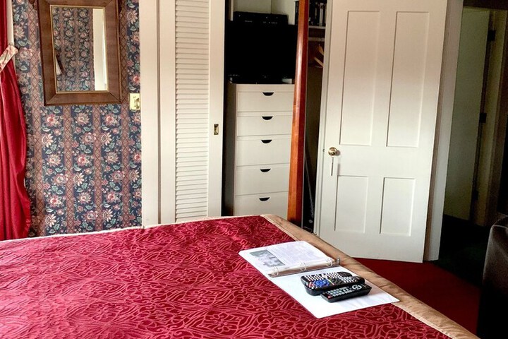 Room 18 of 29