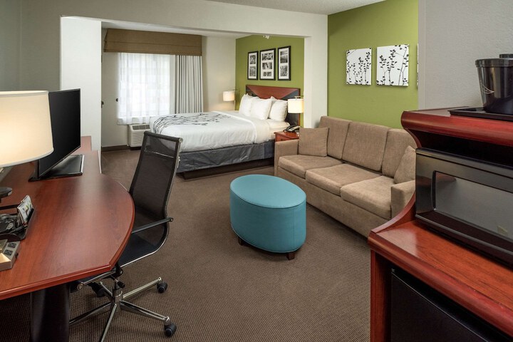 Sleep Inn & Suites Cross Lanes - South Charleston