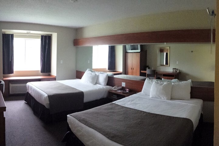 Microtel Inn & Suites by Wyndham Beckley East
