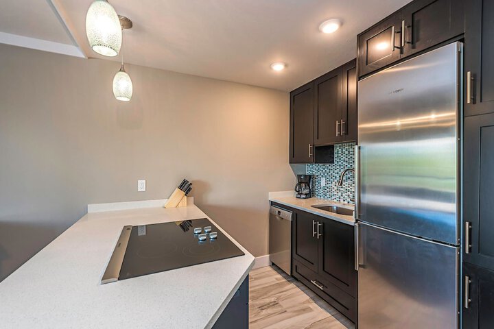 Marco Beach Vacation Suites