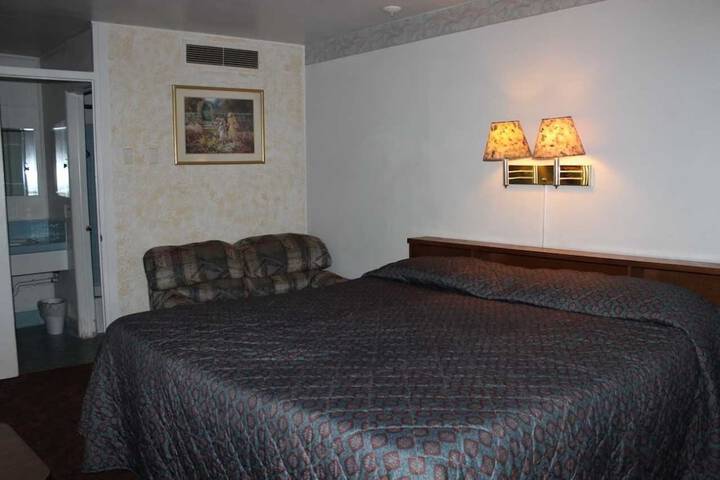 Room 15 of 24