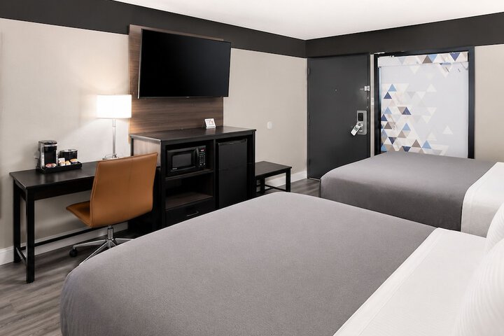 Lx Hotel SureStay Collection by Best Western