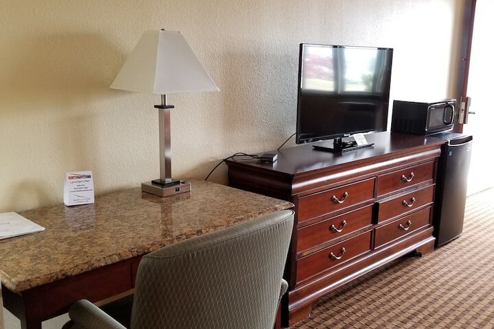 Room 11 of 23