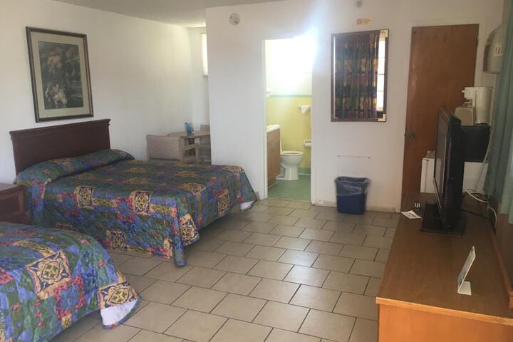 Room 14 of 31