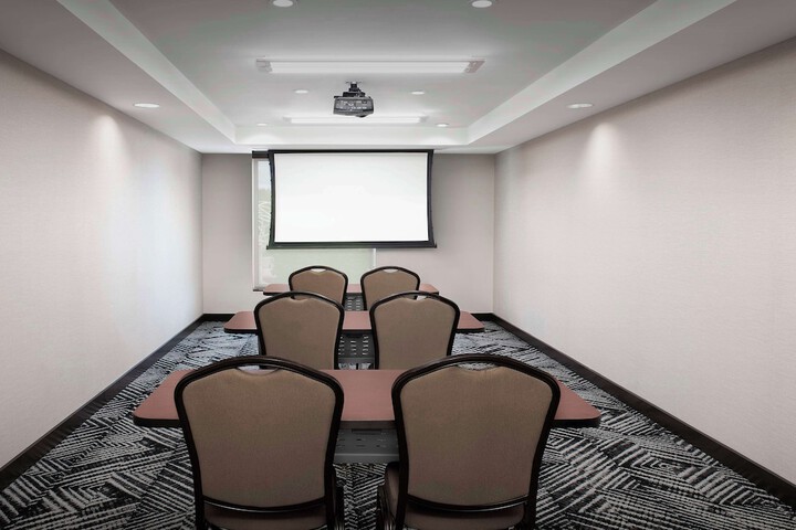 Hyatt Place Boulder / Pearl Street
