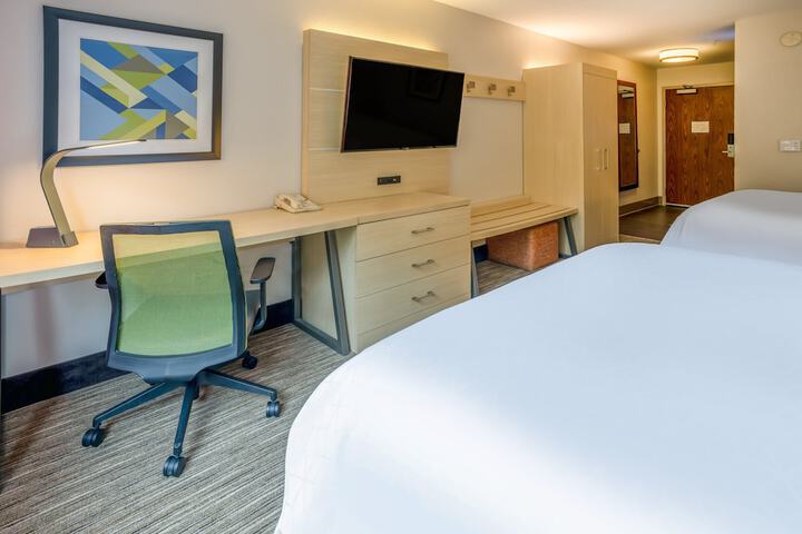 Room 15 of 42