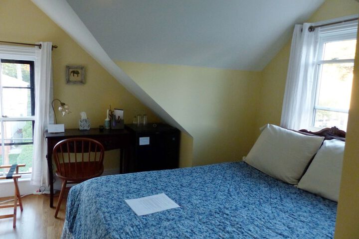 Davis Square Inn