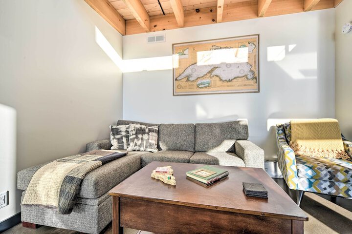 Office & Fire Pit: Waterfront Lake Superior Cabin!