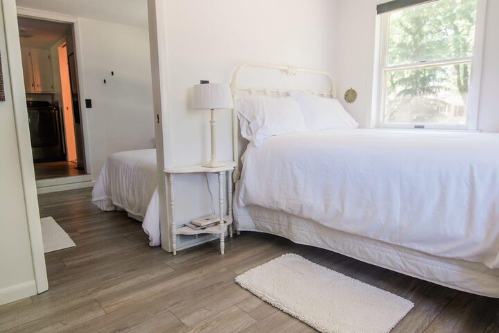 Room 4 of 41