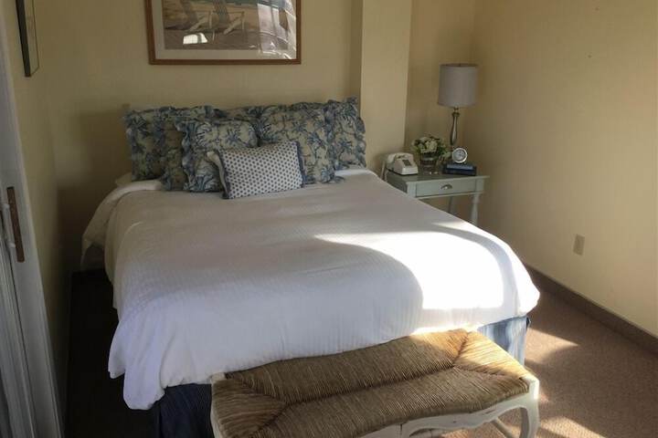 The Beach Rose Inn
