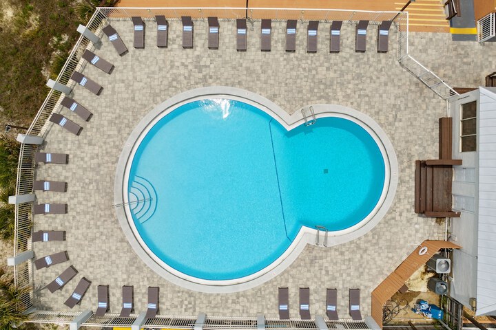 Pool 19 of 59