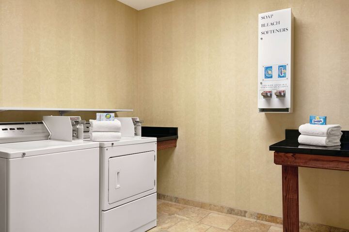 Hampton Inn & Suites Enid